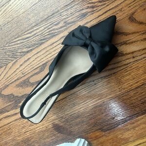 Elegant Black Women's Shoes with Bow